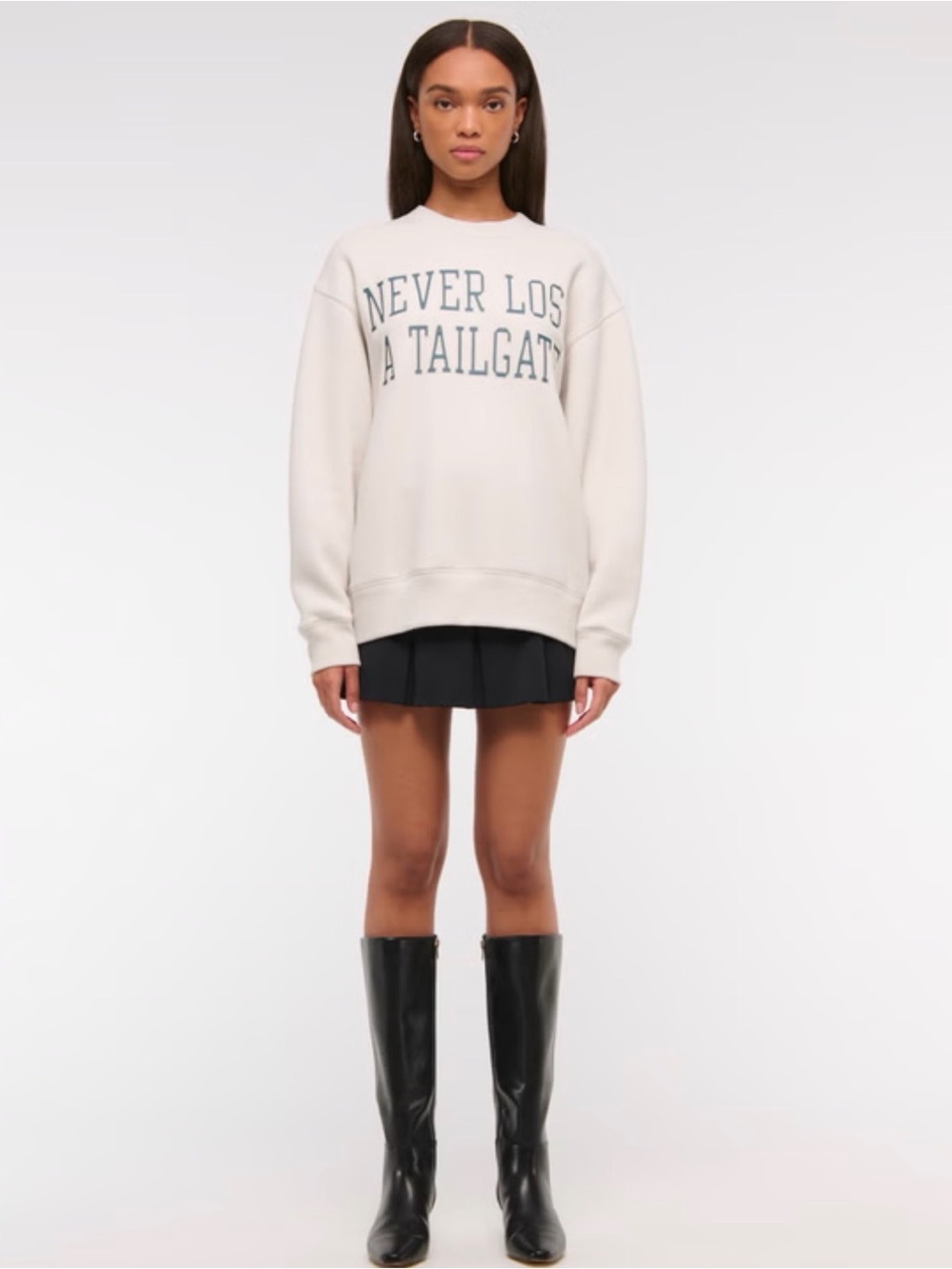Abercrombie & Fitch Tailgate Sunday Crew Sweatshirt NWOT - Picture 3 of 4